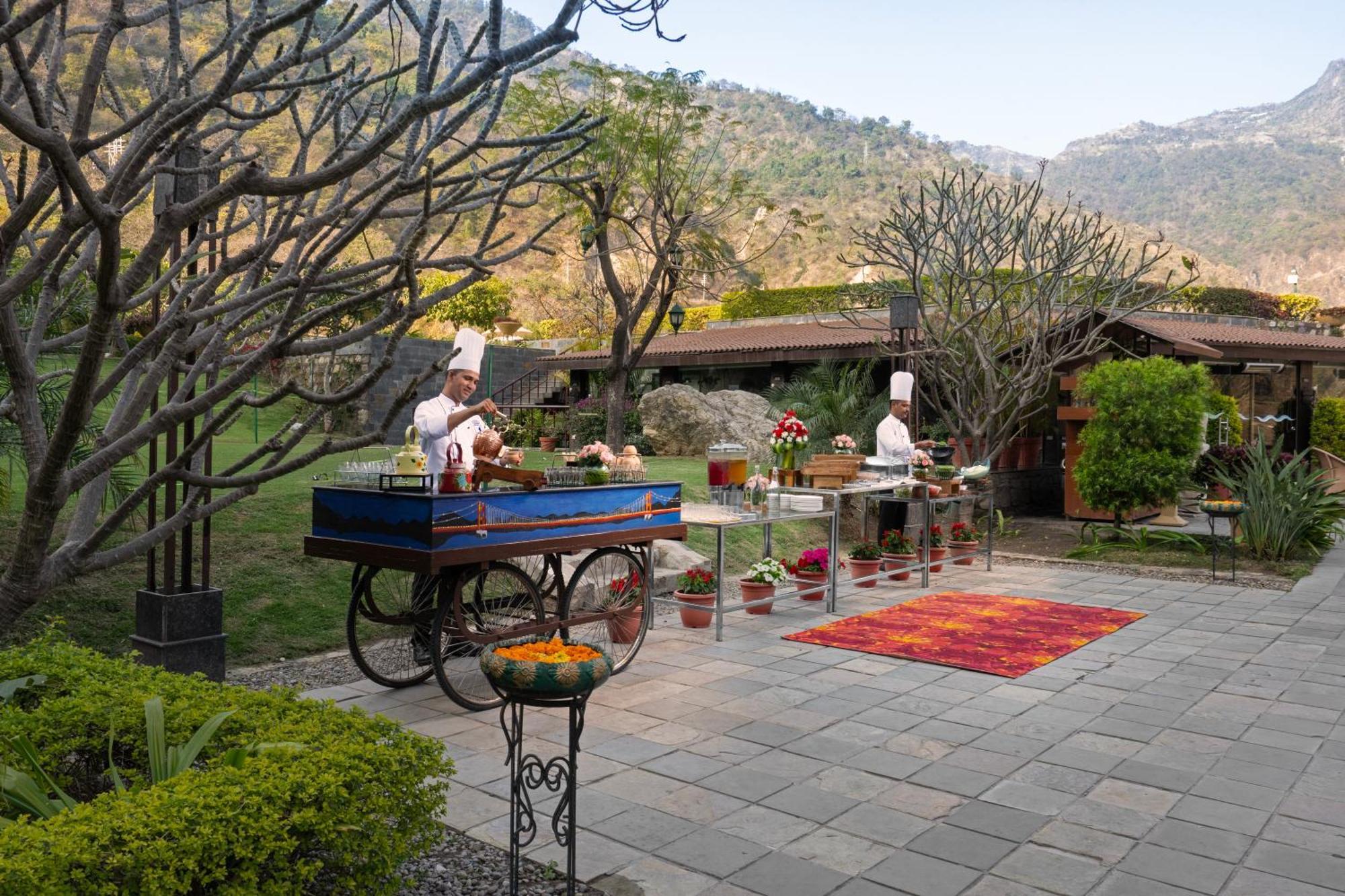 Aloha On The Ganges By Leisure Hotels Rishikesh Ngoại thất bức ảnh